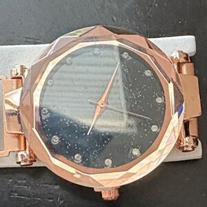 Elegant Rose Gold Women's Watch